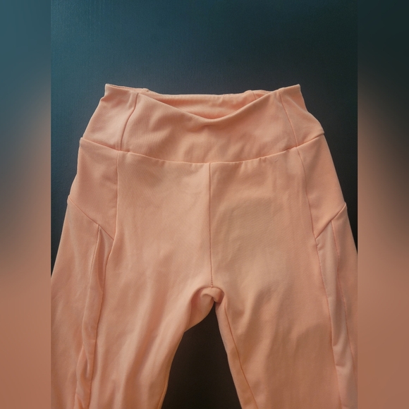 NWT XS Gymshark Move Leggings- Sour Bellini - Picture 4 of 9